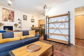 Dandelion Loft Apartment - Image 3