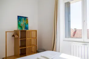 Grande maison familiale en ville avec Jacuzzi - Image 3