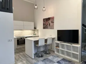Yen's Boutique Apartment - Image 4