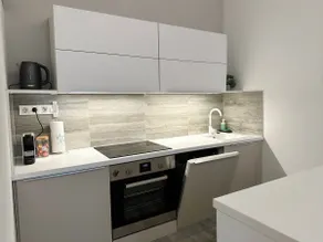 Yen's Boutique Apartment - Image 3