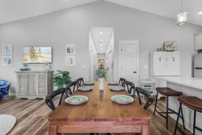 New! Sleeps 8 - Dog Friendly - Beach Club Access! - Image 4