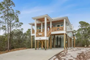 New! Sleeps 8 - Dog Friendly - Beach Club Access! - Image 3