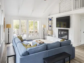 Private 5BR Vineyard Retreat - Peaceful & Central - Image 5