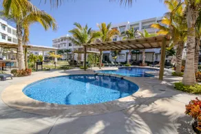 Cerritos · heated pool · 2 BR by GPS - Image 2