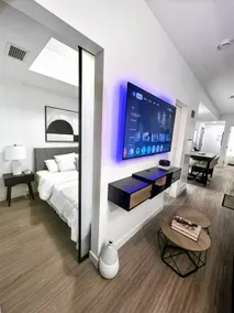 Stylish 1BR by Riverwalk & Eau Claire DT - Image 3