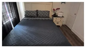Sunny JAX Dwelling• Spacious 1BR w/ Local Charm - Image 2