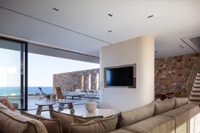 Ormus Villa - Beachfront Sanctuary Blending with Earth, Sun & Sea by etouri - Image 3