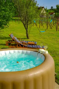 White Wine House - Image 4