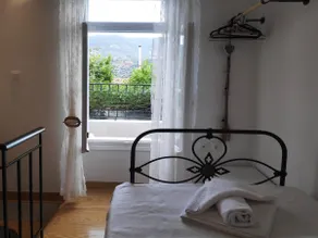 Elen's Island House - Image 5