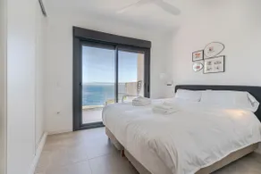 RentitSpain Beach, pool and terrace by the sea - Image 4