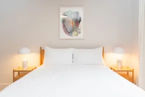 Charming City Center Flat - Walk Everywhere! - Image 3