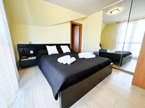 [Historic Center] Quiet, Spacious and with 2 Bathrooms - Image 2