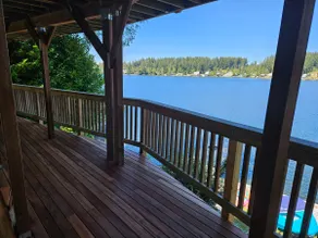 Waterfront Home on Clear Lake, near Eatonville - Image 5