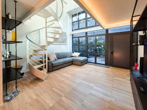 Modern loft, design & comfort - Image 3