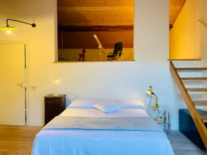 Escape to nature: rustic just minutes from the lake - Image 2