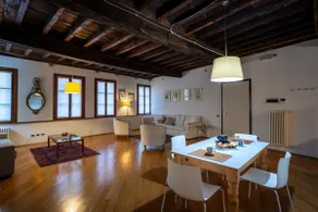 Dolce Vita - Charm and History in the Historic Center - Image 2