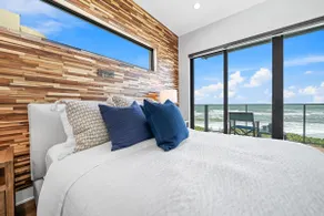 Oceanfront 4-bed Designer Villa with private pool - Image 5
