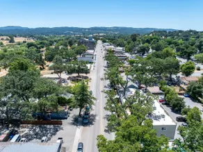 The Eagle's Nest - perfect location, very walkable - Image 3