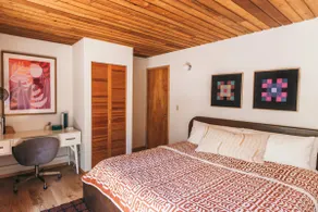 Pet Friendly Cabin w/ AC- King Beds -Walk to Pool - Image 3