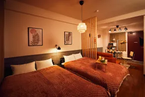 7minute walk from Ebisu Station ,1R , 3 min to Shibuya and 8 min to Shinjuku by train from the nearest station - Image 2