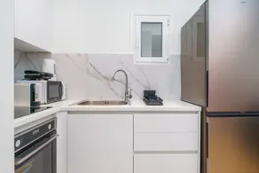 Coastal Charm Elegant 1BR at Marina Zea Piraeus - Image 4