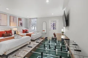 3Bd 3FullBath|Mins to Manhattan |City Gem - Image 5