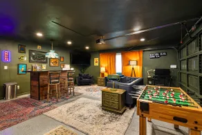 Calm oasis w/ spa, speakeasy, luxury resort vibes! - Image 5