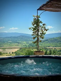 La Cabane de Gordes & Spa - Image 2