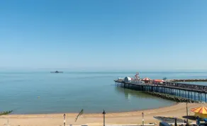 Herne Bay Penthouse Breathtaking Sea & Pier Views! - Image 2