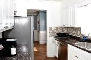 Handsome Home renovated - 4 minutes close to Metro - Image 5