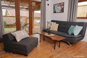 Family suite with private pool - Image 4