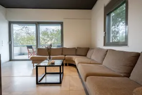 Athenian Riviera Seafront Residence - Image 3