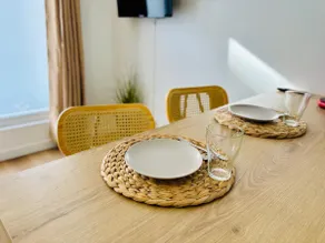 Midori * Beautiful Downtown Apartment * Calais - Image 2