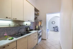 Pefko House - Image 5