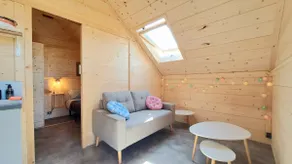 Eglantine Chalet – Cozy 1-Bedroom Wooden Chalet - Image 4