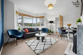2 Bedroom Bungalow with Parking that Sleeps 6 - Image 4