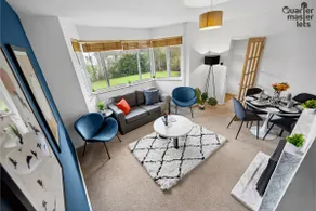 2 Bedroom Bungalow with Parking that Sleeps 6 - Image 3