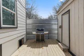 New 3BR • Near Tesla GigaTX • Fast WiFi • Kitchen - Image 5
