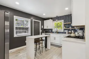 Stylish 3BR in Cleveland Hts | Close to Clinic, UH - Image 2