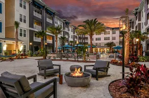 Resort Style APT 1B/1B, 10 min Beach/Downtown - Image 2