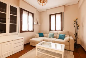 Relaxing villa with pool in Anguciana - Image 5