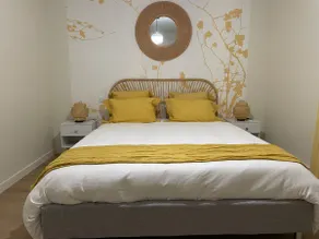 Detached house with 2 bedrooms - Image 4