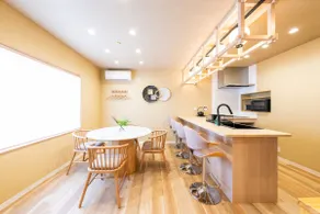 (An) Sauna, private rental accommodation near USJ, Expo venue/free parking/6 bedrooms/14 bedding/4 bathrooms - Image 5