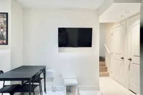 3 Beds Entire House w 1 free Parking - Good location - Image 2
