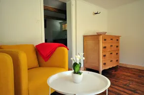 Waterfall Chalet - Image 4