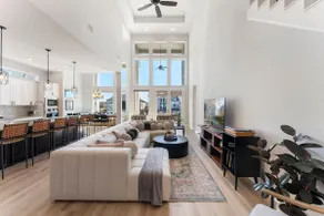 Elevated Lakefront Retreat: Gameroom, SUP's, Dock - Image 5