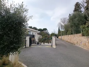 Independent apartment – Toulon – Les Routes - Image 4
