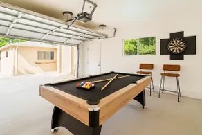 Modern Tarzana Poolside Retreat - Image 4