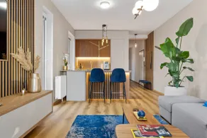 Golden Moon Apartment - Image 3