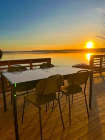 The Sunflower - Lake Side Cabin - Image 5